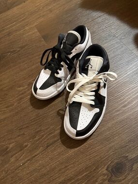 Women’s Jordan 1 low homage